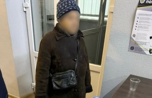 У Тернополі жінка кілька років ошукувала літню сусідку на 160 тисяч гривень