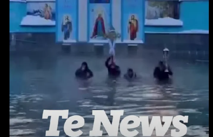 На Тернопільщині священники здійснили «велике освячення води» — відео викликало дискусію