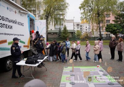 Мобільний клас безпеки завітав до школярів Тернополя