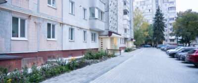 Ремонт двору на 15 Квітня у Тернополі